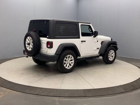 Used 2023 Jeep Wrangler Sport AWD/4WD image 5