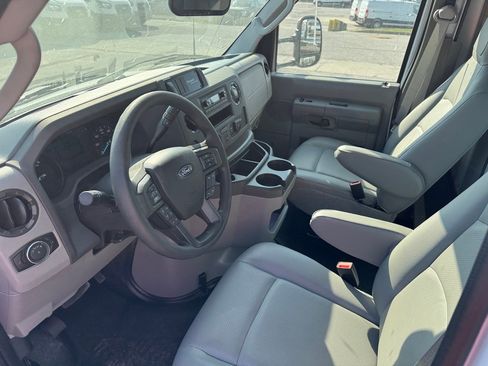 New 2026 Ford E-450 and Econoline 450 Super Duty w/ Power Equipment Group image 9
