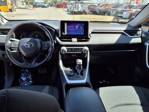 Certified 2025 Toyota RAV4 XLE AWD/4WD image 13