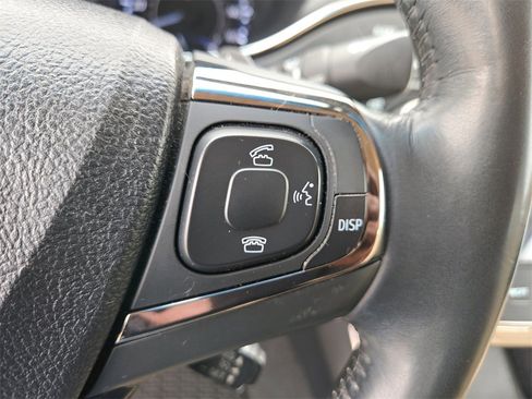 Used 2015 Toyota Avalon Limited image 15