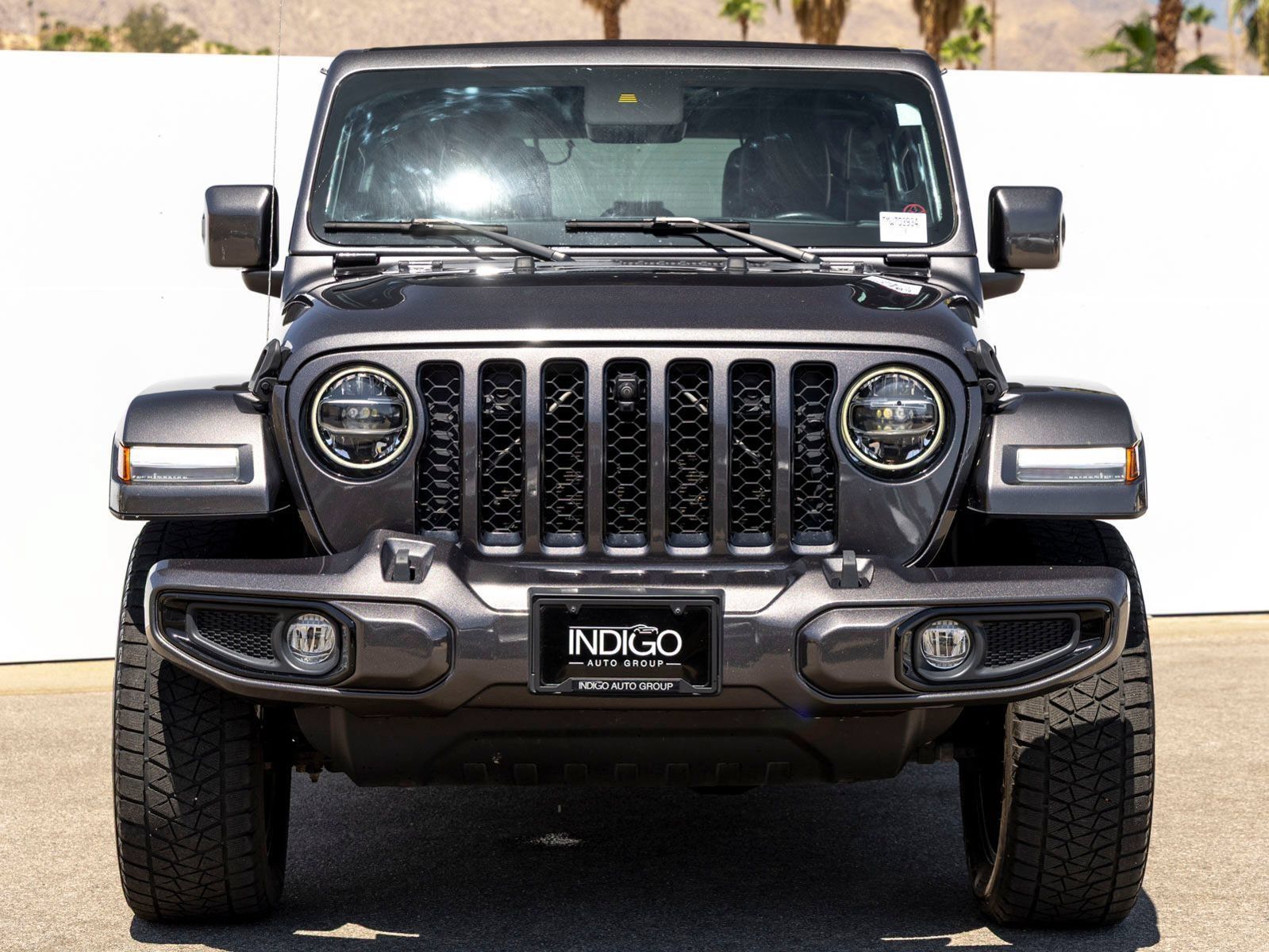 Used 2021 Jeep Wrangler Unlimited Sahara AWD/4WD image 3