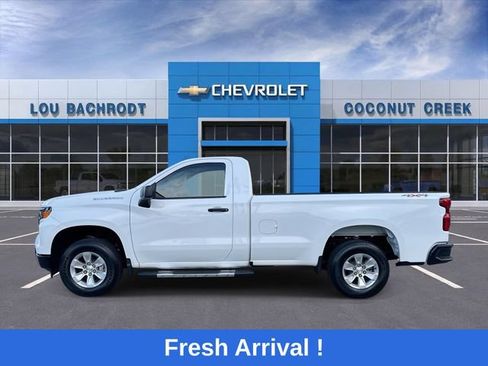 Used 2025 Chevrolet Silverado 1500 W/T AWD/4WD image 5