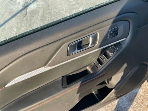 Certified 2025 Ford Explorer ST-Line w/ Premium Package image 10