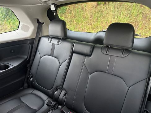 Used 2024 Honda Pilot Touring image 25
