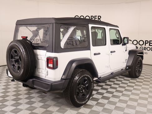 Used 2021 Jeep Wrangler Unlimited Sport AWD/4WD image 19