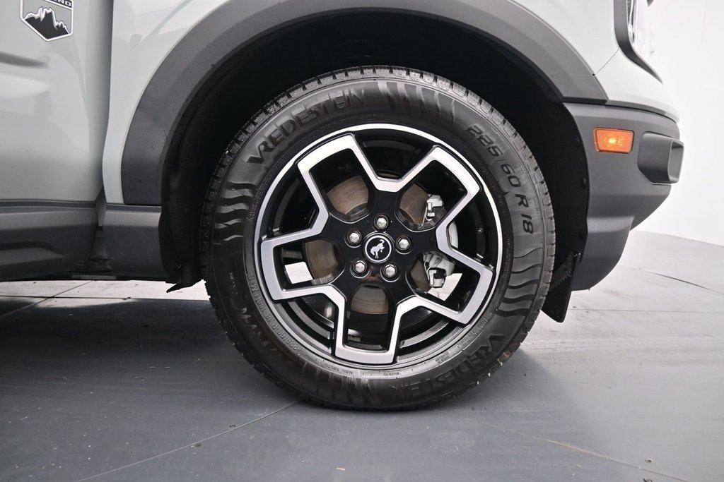 Used 2021 Ford Bronco Sport Big Bend w/ Big Bend Package AWD/4WD image 13