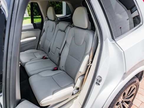 Used 2023 Volvo XC90 B5 Core w/ Protection Package Premier AWD/4WD image 36