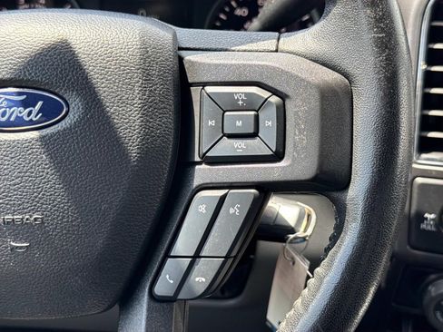 Used 2020 Ford F150 XLT w/ Equipment Group 302A Luxury AWD/4WD image 14