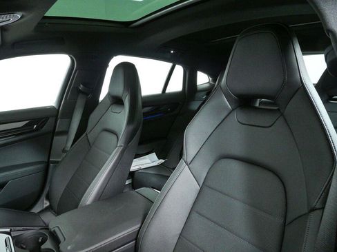 New 2026 Porsche Panamera image 5