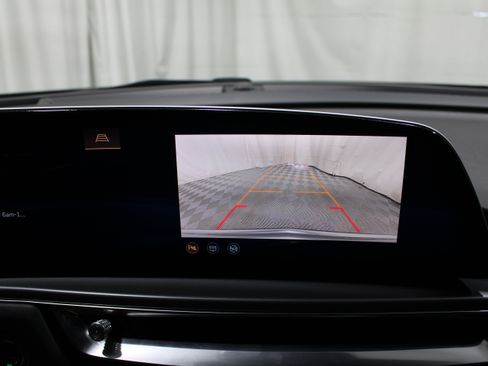 Certified 2024 Cadillac Lyriq Tech RWD image 17