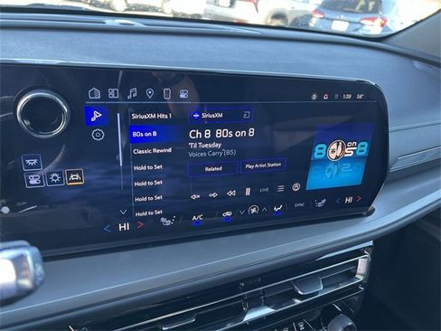 Certified 2024 Chevrolet Traverse LT w/ Trailering Package image 12