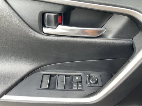 Used 2020 Toyota RAV4 XSE w/ XSE Grade Weather Package image 27