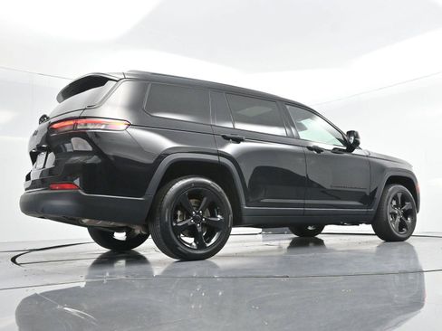 Used 2023 Jeep Grand Cherokee L Laredo AWD/4WD image 46
