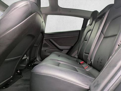 Used 2018 Tesla Model 3 Long Range AWD/4WD image 19