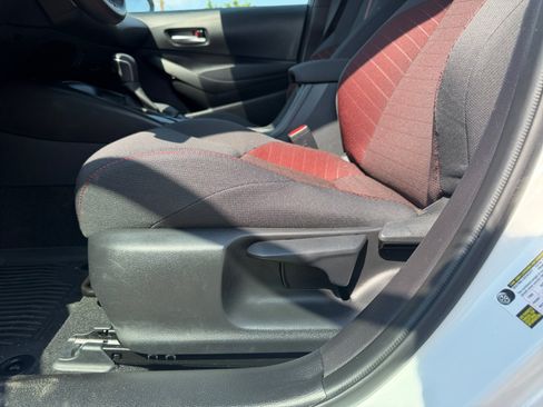 Used 2026 Toyota Corolla SE FWD image 14