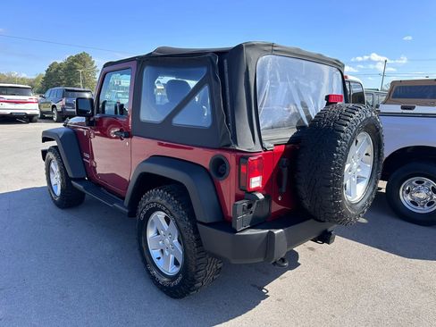 Used 2013 Jeep Wrangler Sport image 3