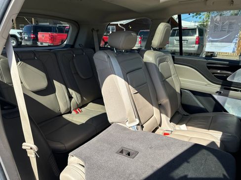 Used 2020 Lincoln Aviator Reserve w/ Equipment Group 202A AWD/4WD image 30