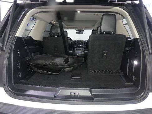 Used 2019 Ford Expedition Platinum AWD/4WD image 9