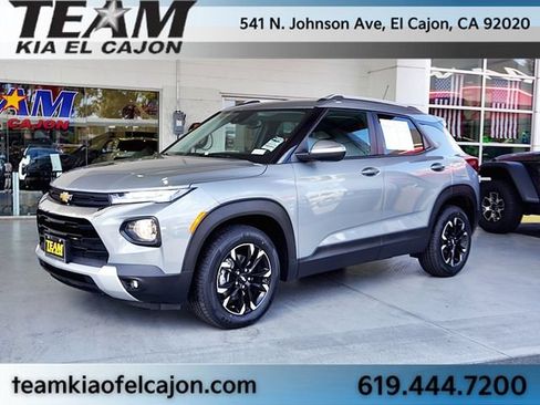 Used 2023 Chevrolet TrailBlazer LT w/ Convenience Package FWD image 5