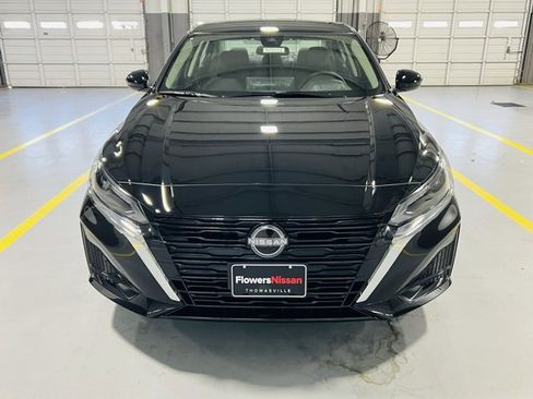New 2025 Nissan Altima 2.5 SV w/ SV Special Edition Package image 12