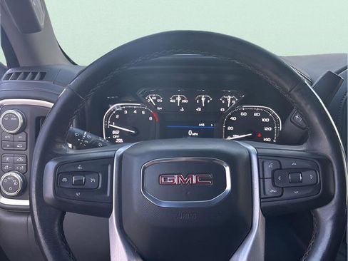 Used 2022 GMC Sierra 1500 Elevation image 11