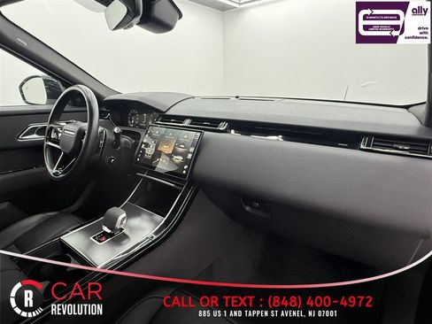Used 2025 Land Rover Range Rover Velar Dynamic SE AWD/4WD image 42