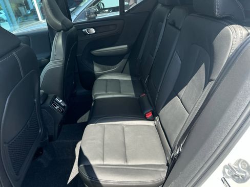 Used 2026 Volvo XC40 B5 Plus w/ Protection Package Premier AWD/4WD image 24