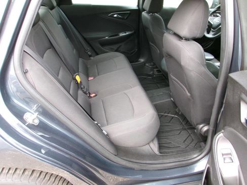 Used 2019 Chevrolet Malibu LS w/ LPO, Convenience Package 1 image 8