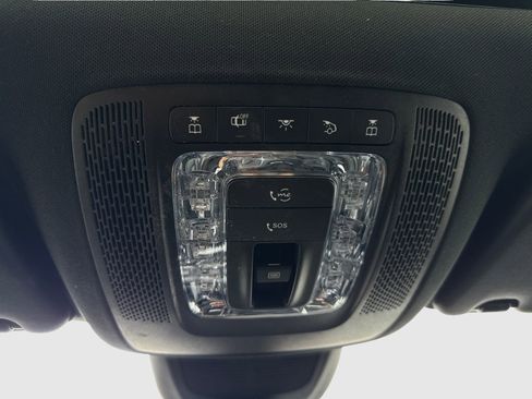 Used 2022 Mercedes-Benz GLE 350 w/ Premium Package image 34