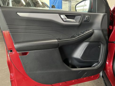 New 2026 Ford Escape SE w/ PHEV Premium Package image 14