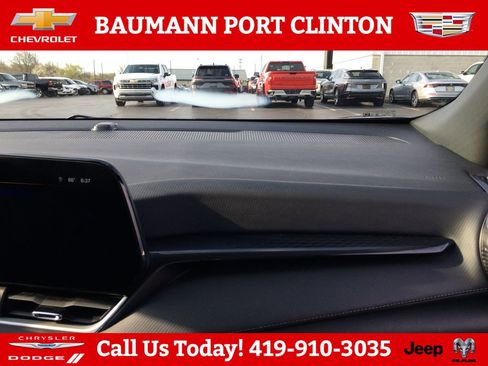 Used 2025 Chevrolet Equinox LT image 13