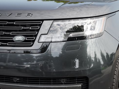 Used 2024 Land Rover Range Rover Autobiography AWD/4WD image 6