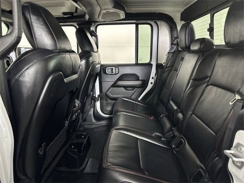 Used 2025 Jeep Gladiator Rubicon w/ Convenience Group image 26