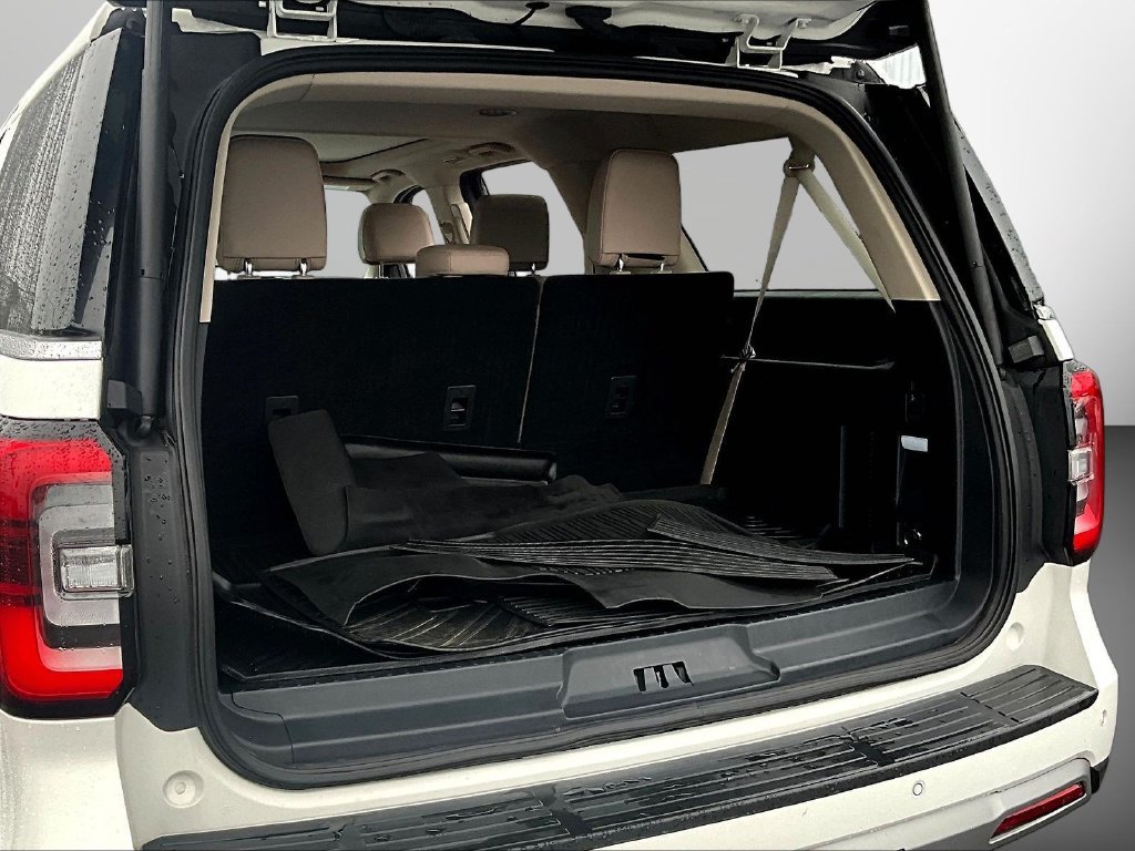 Used 2024 Ford Expedition Max Limited AWD/4WD image 6