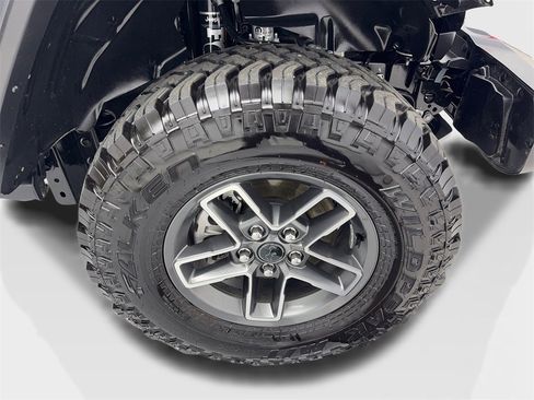 Used 2025 Jeep Gladiator Mojave w/ Safety Group image 82