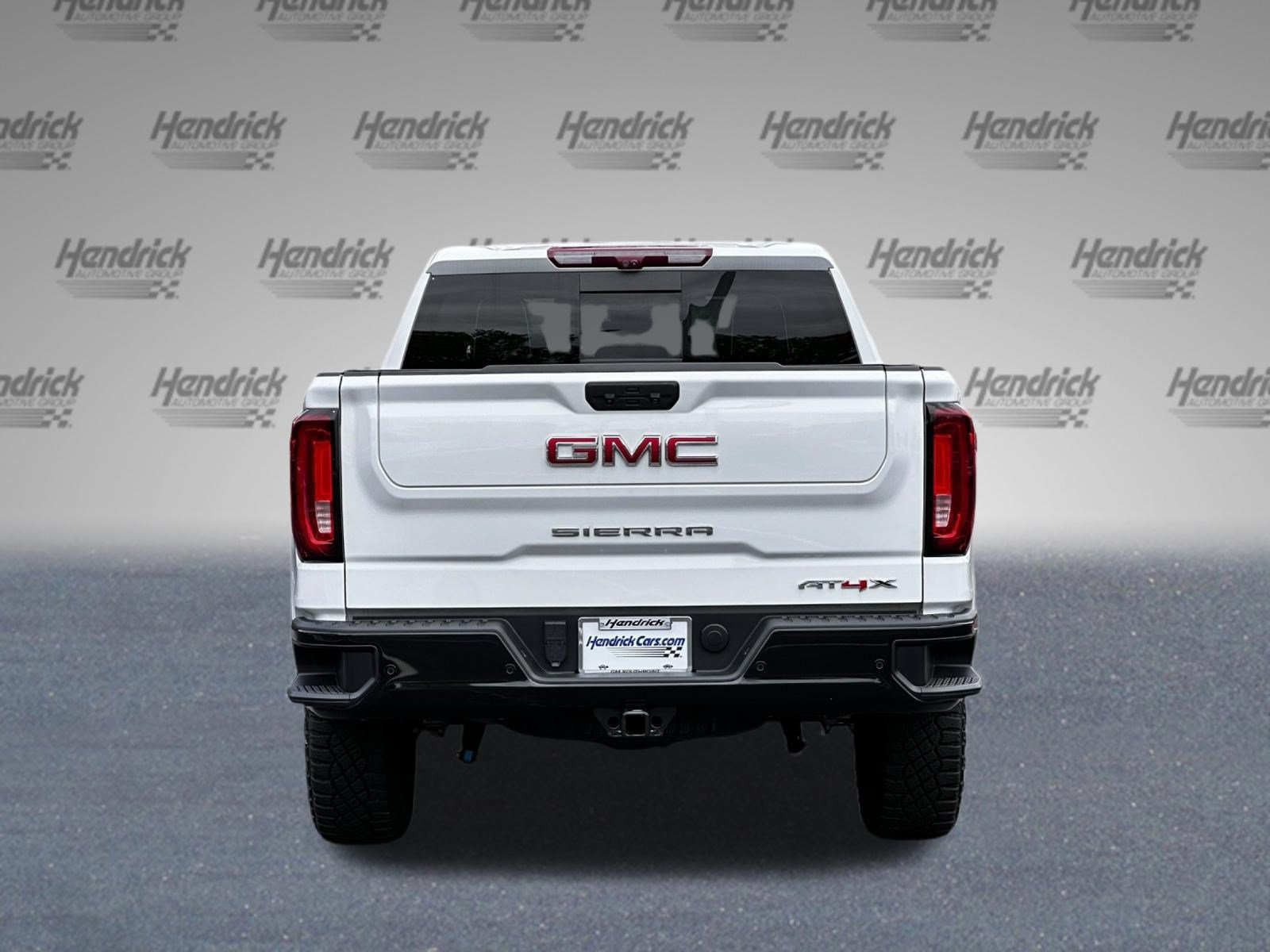 Used 2024 GMC Sierra 1500 AT4X AWD/4WD image 9