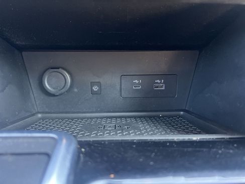 Used 2023 Nissan Pathfinder SL AWD/4WD image 7