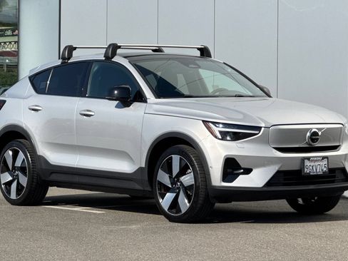Used 2023 Volvo C40 P8 Recharge Ultimate AWD/4WD image 7
