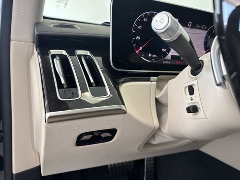 Certified 2026 Mercedes-Benz S 500 4MATIC image 32