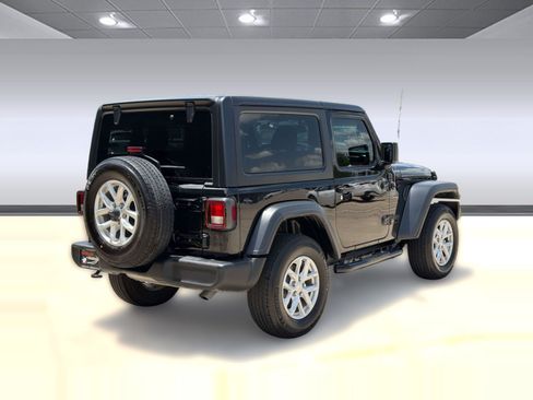 Used 2023 Jeep Wrangler Sport AWD/4WD image 9