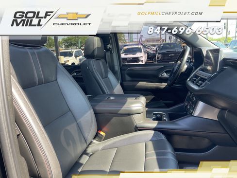 Used 2024 Chevrolet Suburban RST w/ Luxury Package AWD/4WD image 29