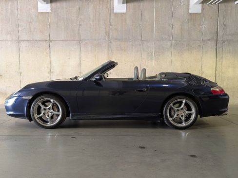 Used 2003 Porsche 911 Carrera 4 AWD/4WD image 2