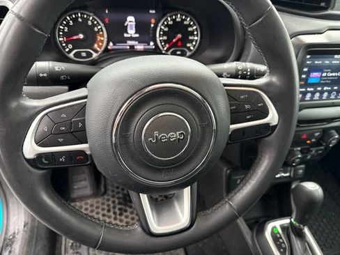 Used 2021 Jeep Renegade Latitude AWD/4WD image 14
