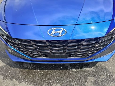 Used 2022 Hyundai Elantra SEL w/ Convenience + Premium Package FWD image 34