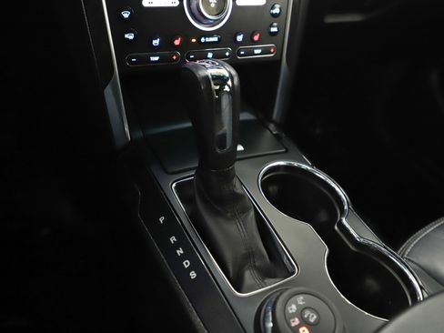 Used 2016 Ford Explorer Limited w/ Equipment Group 301A image 25