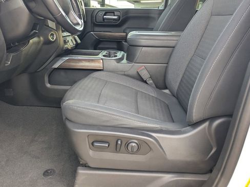 Used 2021 Chevrolet Silverado 2500 LT w/ Texas Edition AWD/4WD image 13