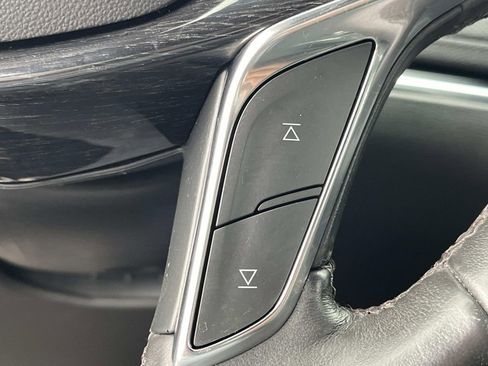 Used 2023 Cadillac XT5 Premium Luxury image 33