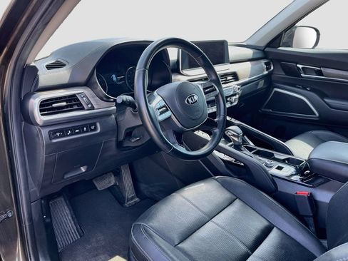 Used 2021 Kia Telluride EX w/ EX Premium Package FWD image 9