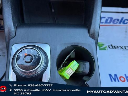 Used 2022 Ford Escape Titanium w/ Titanium Premium Package image 21