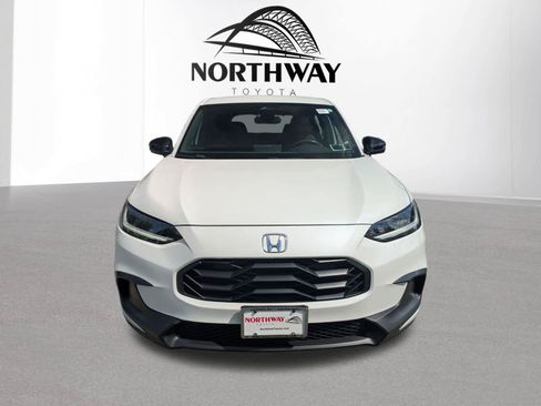 Used 2023 Honda HR-V Sport image 8